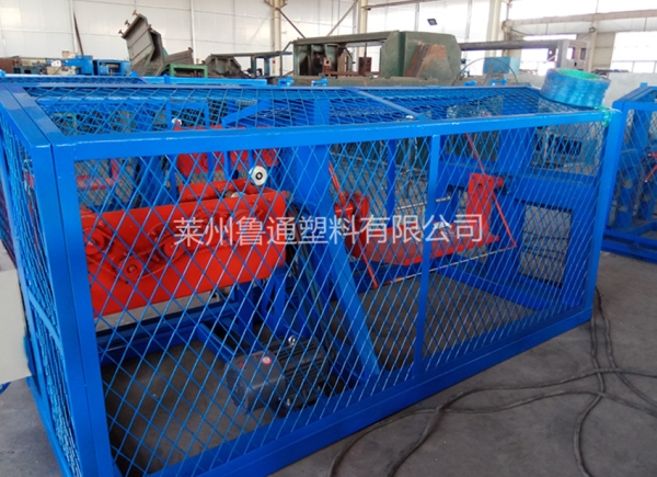 高速加捻打軸機(jī)